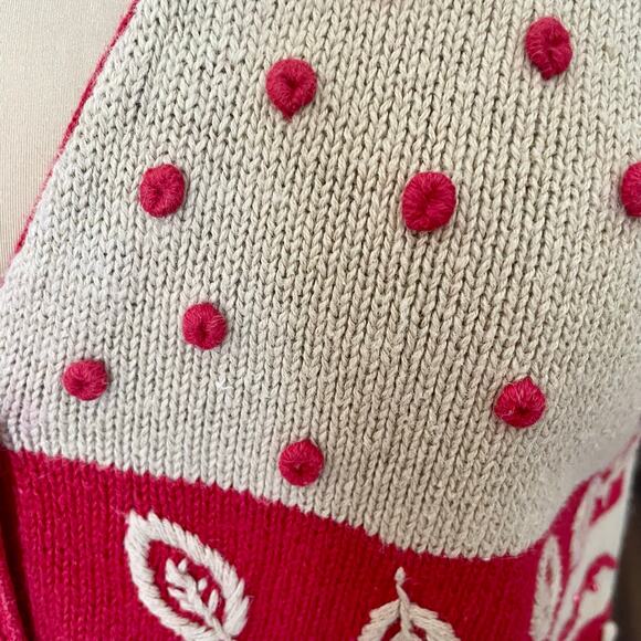 That's Me VTG Sweater Vest Embroidered Bobble Knit Button Front MED Cottagecore - Picture 6 of 9